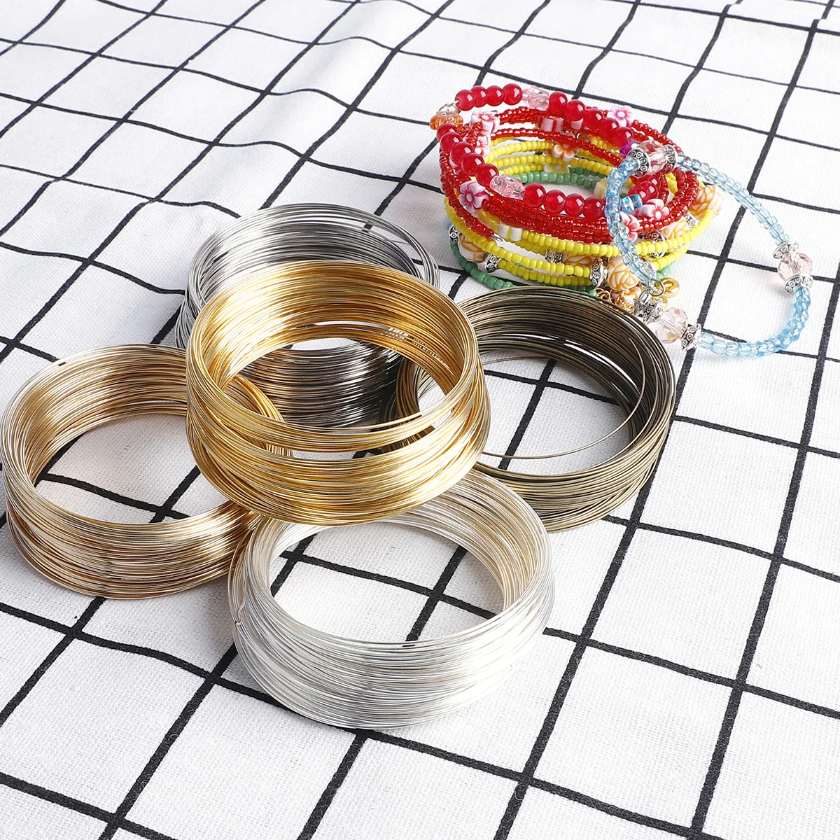 100Loops 0.6mm Memory Wire Bra - Coil Building Kit のレビューと価格